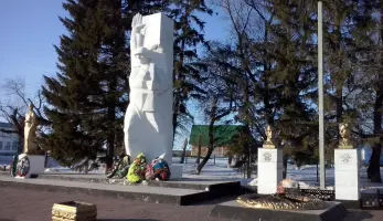 Мемориальный комплекс сибирякам, р.п. Крутинка, Омская область