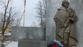 Памятник павшим землякам, фотография 2