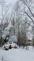 Памятник павшим в годы войны жителям поселка Магнитка
