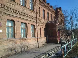 Мемориальная доска на здании МБОУ "Школа № 1", фотография 2