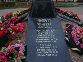 Памятник «Слава героям», фотография 2