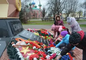 Памятник «Слава героям», фотография 5