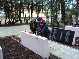 Братская могила советских воинов, погибших при штурме города-крепости Кёнигсберга, фотография 3