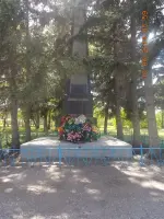 Памятник воинам-односельчанам, павшим в годы Великой Отечественной войны