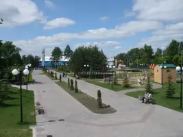 Стела в память о погибших в Великой Отечественной войне (Парк имени Петрова), фотография 2