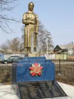 Памятник скорбящей гражданской женщине-крестьянке
