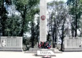 В память погибшим
