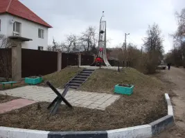 Памятник в деревне Щемилово, фотография 2