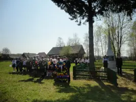 Обелиск, посвященный памяти павших земляков 1941–1945 гг, фотография 2