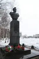 Памятник А.О. Шабалину, фотография 3