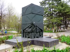 Памяти павших в ВОВ медиков - Ростов-на-Дону, городская больница №1 им. Семашко, фотография 4