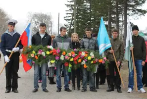 Памятник погибшим войнам в п. Моряк-Рыболов Ольгинского района Приморского края, фотография 2