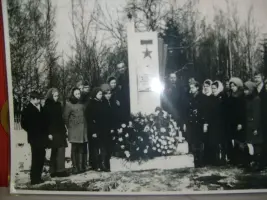 Памятник в селе Сыр-Липки, фотография 2
