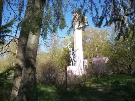 Памятник «Воин освободитель»