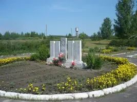 Памятник землякам, погибших в годы ВОВ