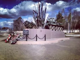 Памятник воинам-сапёрам инженерно-танковых полков штурмовых инженерно-сапёрных бригад