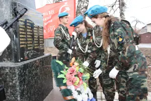 Обелиск в посёлке Спартак, фотография 4