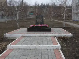 Памятник погибшим в Великую Отечественную Войну на улице Маркина г. Саратова, фотография 2