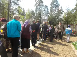 Братское захоронение в поселке Плоскошь Торопецкого рйона, Тверской области, фотография 3