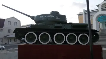 Памятник «Танк Т-34» танковой колонны «Агинский колхозник»