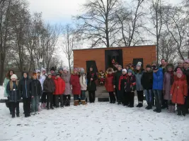 Памятный знак Скорбящая мать, фотография 3