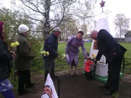 Обелиск павшим воинам в деревне Федово, фотография 3