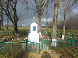 Памятник, установленный в честь воинов, погибших при освобождении станицы Орловской в январе 1943 года