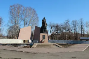 СКУЛЬПТУРНОЕ СООРУЖЕНИЕ ГЕРОЯМ ГРАЖДАНСКОЙ И ВЕЛИКОЙ ОТЕЧЕСТВЕННОЙ ВОЙН