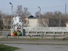Памятник-мемориал односельчанам, погибшим на фронтах Великой Отечественной войны