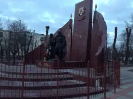 Мемориальный комплекс, посвященный 65-летию Победы в Великой Отечественной войне