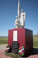 Братская могила воинов ВОВ - хутор Дальний, Пролетарский район, Ростовская область, фотография 5