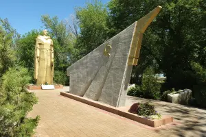 Мемориал павшим воинам ВОВ - хутор Сухой Пролетарский район, Ростовская область, фотография 2
