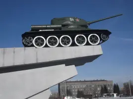 Танк «Т-34» - памятник трудовому подвигу рабочих КМК в годы ВОВ