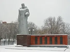 Памятник «Скорбящий воин»