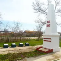 Обелиск "Воинам-односельчанам, отдавшим жизнь за Родину"