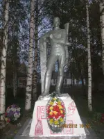 Памятник «В мечтах о счастливом будущем»