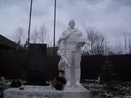 Памятник погибшим односельчанам