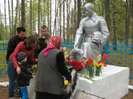 Братская могила села Татева Оленинского района Тверской области, фотография 2