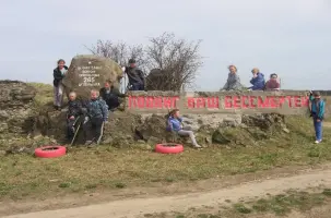 Дот воинов-ополченцев 265 артпульбата напротив п. Русско-Высоцкое
