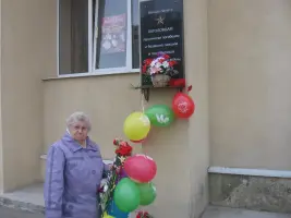 Мемориальная доска на Доме Культуры и спорта в деревне Лаголово, фотография 2