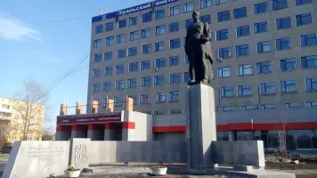 Памятник работникам ВМЗ, погибшим в годы Великой Отечественной войны