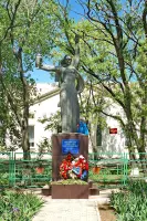 Братская могила воинов ВОВ - хутор Наумовский, Пролетарский район, Ростовская область