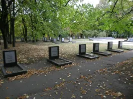 Братское кладбище советских воинов, павших в боях на Курской дуге, фотография 2
