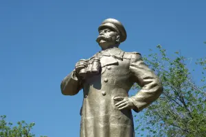 Памятник маршалу С.М.Буденному - станица Буденновская, Ростовская область, фотография 4