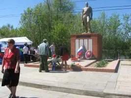 Памятник погибшим односельчанам, фотография 2