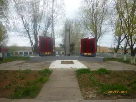 Памятник павшим землякам МО «Камышовский сельсовет», фотография 2