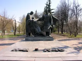 Памятник в честь погибших воинов-земляков