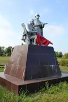 Мемориал павшим воинам ВОВ - хутор Старокузнецовский, Семикаракорский район, Ростовская область, фотография 2