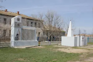 Мемориал павшим воинам -хутор Пимено-Черни, Котельниковский район, Волгоградская область, фотография 2