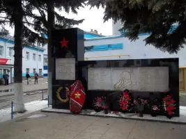 Памятник погибшим в годы Великой Отечественной войны железнодорожникам Депо «Ярославль-Главный»